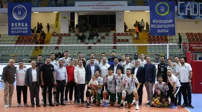 Bursa BŞ Belediyespor Balkan Kupası'na set vermeden başladı