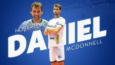 Daniel McDonnel yeni formasını giydi