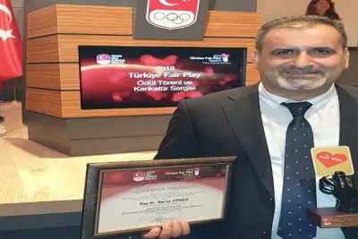 Kimse Hakeme İnanmıyor, Hakemler Kendine Güvenmiyor!