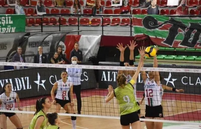 Sigorta Shop Kadınlar 1. Ligi’nde 4 erteleme maçı oynandı