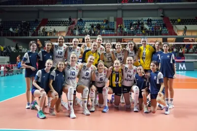 Fenerbahçe Opet set verdi puan vermedi