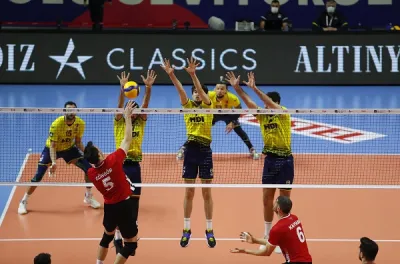 Fenerbahçe Zirveden Kopmadı