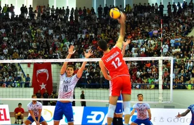 Elazığ, Milli Takımımızı bağrına bastı, Efeler set vermeden kazandı