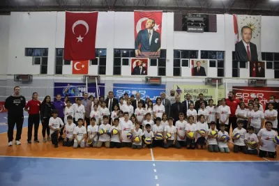 Fabrika Voleybol'un Yeni Okulu Şırnak’ta Açıldı