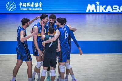 İtalya Slovenya VNL 2025 yarı finalde karşı karşıya