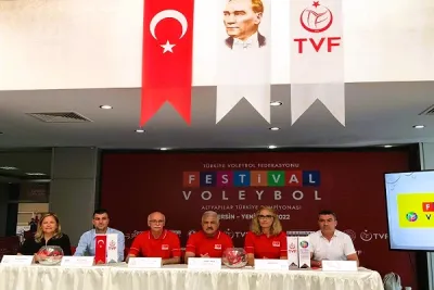 Sıra Küçük Kızlar ve Midi Erkekler'de