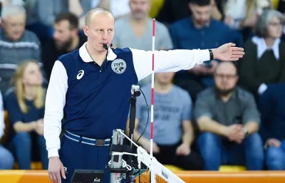 Kitap Yazan Hakem: Maroszek Wojciech