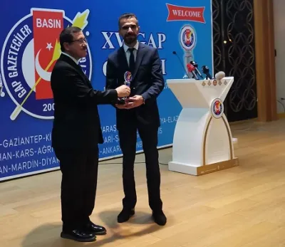 Başkan Üstündağ’a Yılın En Başarılı Spor Adamı Ödülü