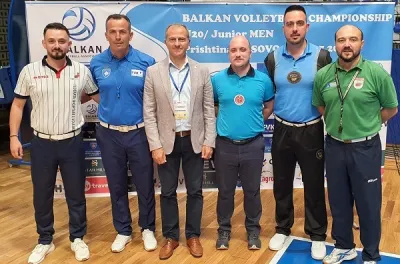 Priştine'de ülkemizi Nihat Ermihan ve Umut Maden de temsil etti