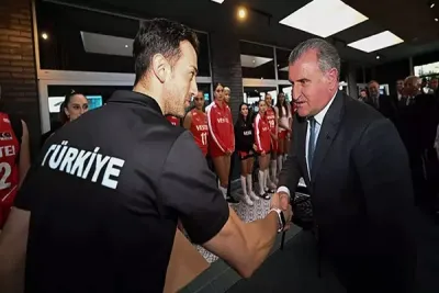 'A Kadın Milli Takımımız Yine Tarih Yazdı'