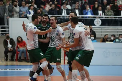 Bursa BŞ Belediyespor, 5 sette güldü, seriyi 3. maça taşıdı