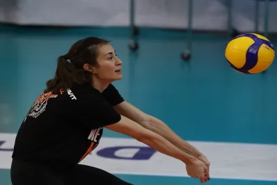 Selin Arifoğlu eski takımına karşı yeni takımı ile galibiyet hedefliyor