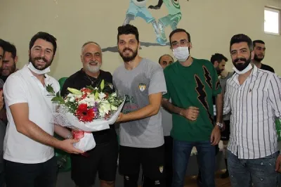 Bingöl'ün sosyal medya fenomenleri Solhan Spor'u ziyaret ettiler