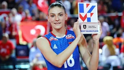 Düşlem Gökgöz yazdı: Kupa Koleksiyoneri Tika