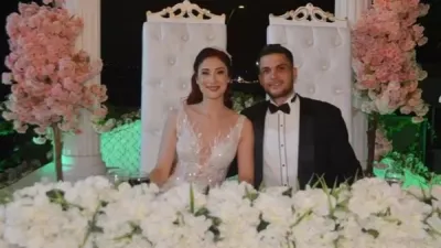 Mutluluklar Tuğba Şenoğlu & Burhan İvegin