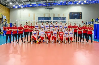 Efeler Liderliğini Sürdürdü