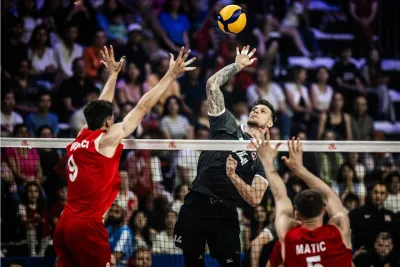 Dünya Şampiyonası Türkiye liderlik için Kanada ile karşılaşacak