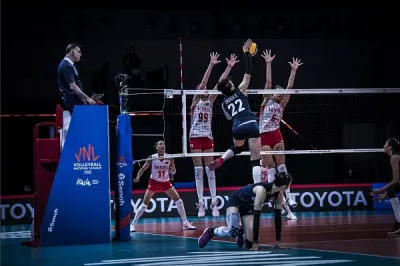 Rekora Giden Sultanlar Çin'e Duvar Ördü