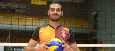Ufuk Minici Karacabey ile voleybola döndü