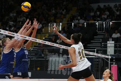 VakıfBank kendi evinde kazandı