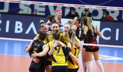 VakıfBank Yarı Final serisinde 1 adım öne geçti