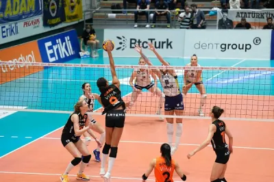 Eczacıbaşı derbiden 2 puan çıkarttı