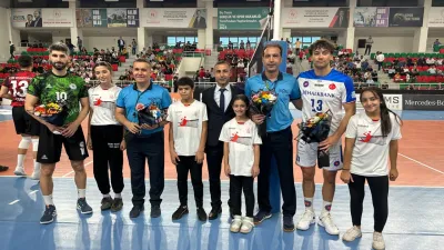 Çiçekler Cizre Fabrika Voleybol öğrencilerinden