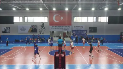 Üniversiteler Süper Ligi'nde kadınlarda Bahçeşehir ve Erkeklerde Fenerbahçe Üniversitesi şampiyon oldu