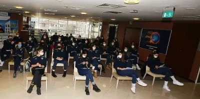 F. Bahçe 1. ve 2. Lig Kadın Voleybol Takımları, ‘Pandemi Sürecinde Sporcularda Mental Dayanıklılık’ seminerine katıldı