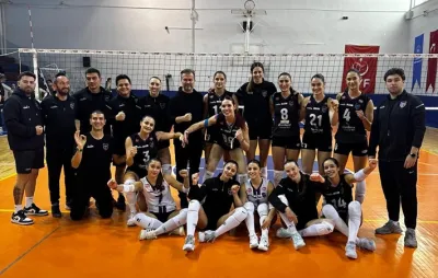 Afyon Belediyesi Yüntaş Konya'da 3 puanı set vermeden aldı