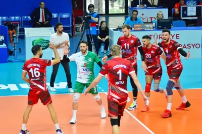 Akkuş Belediyespor Efeler Ligi'nde