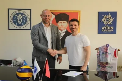 Aydın BŞ Belediyespor Alper Hamurcu ile sözleşmesini uzattı