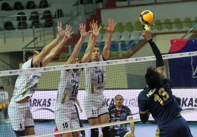 Arkas Spor seride 1-0 öne geçti