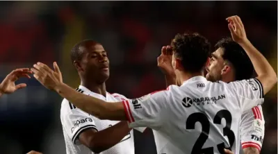 Beşiktaş Gaziantep deplasmanında 2 golle kazandı