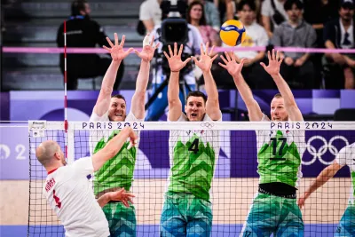 Erkeklerde ilk yarı finalist Polonya