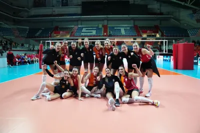 Galatasaray Wiesbaden'e ilk maçta set vermedi