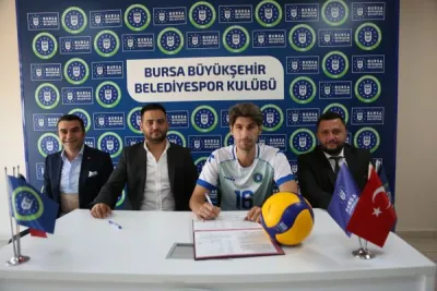 Caner Çiçekoğlu Bursa BŞ Belediyespor'da