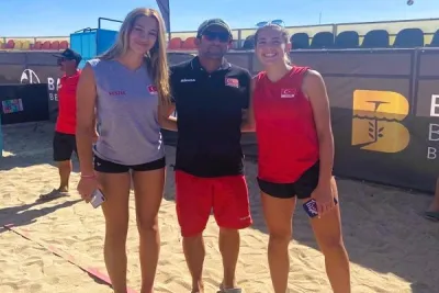 Rota Koleji'nden plaj voleybolu Milli Takımına