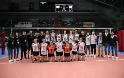 Rotasyonu bol Eczacıbaşı Dynavit zorlanmadı