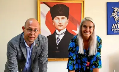 Ergül Avcı Eroğlu, iki kupa sözü birden verdi