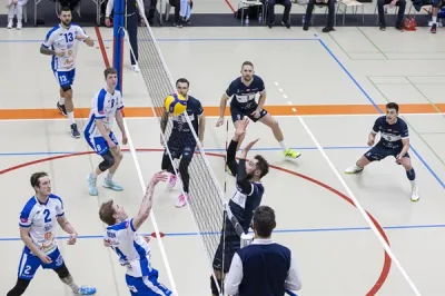 Erkekler Challenge Cup’ta yarı final maçları başladı