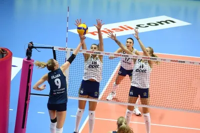 Fenerbahçe Opet set vermedi