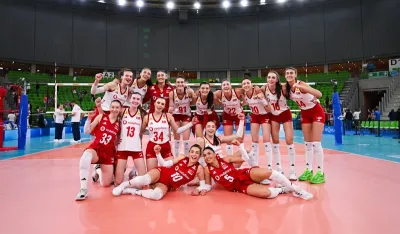 Filenin Sultanları İtalya'daki Turnuvaya Polonya Galibiyetiyle Başladı