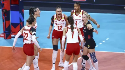 Sırbistan'a Nefes Aldırmayan Filenin Sultanları 4. Kez Finalde