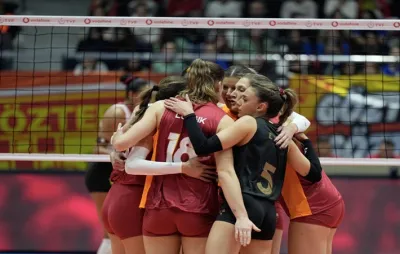 Galatasaray Daikin,  Göztepe'ye set verdi puan vermedi