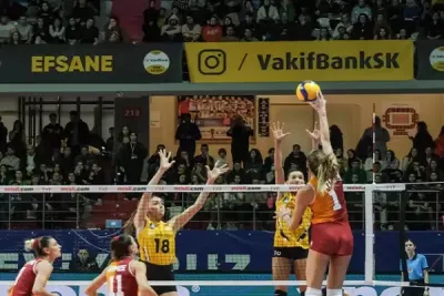 5 set sonunda gülen VakıfBank oldu