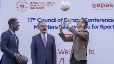 Bakan Kasapoğlu,Sporun Zirvesinde Guidetti ve Seedorf İle Buluştu