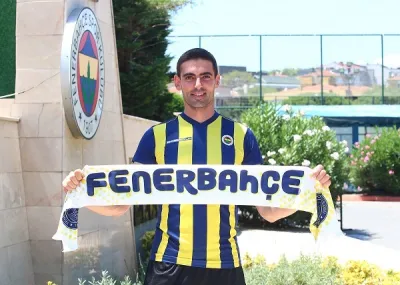 Hasan Sıkar 1 sezon daha Fenerbahçe'de