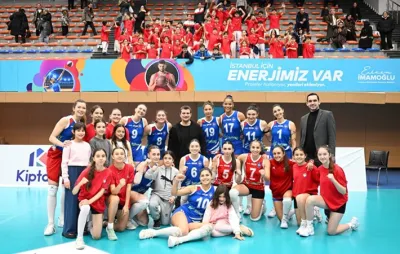 Altınordu'yu 3-0 yenen İstanbul Büyükşehir Belediyespor zirve takibini sürdürdü