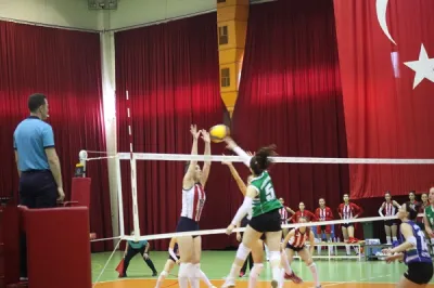 Kadınlar 2.Lig'de Yarı Finalistler Belli Oldu